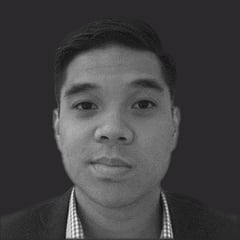 Headshot of Leo Bagon