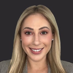 Headshot of Taila Manzone