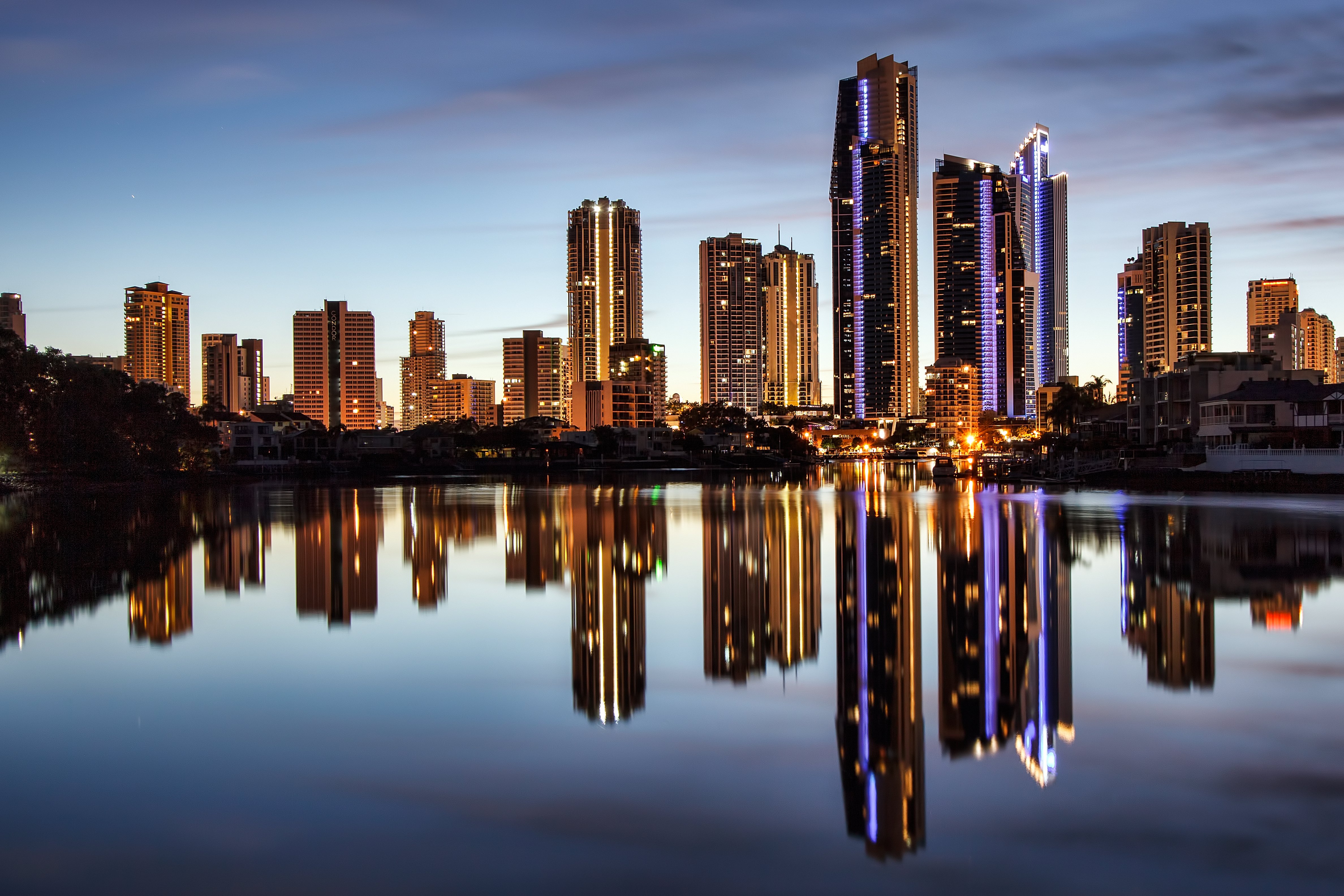GoldCoast_shutterstock_110482949