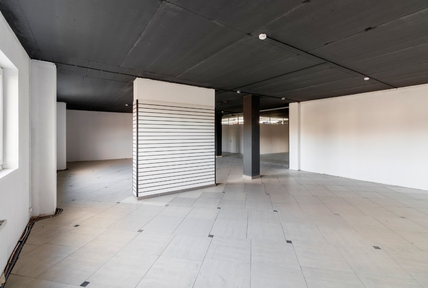 empty retail tenancy