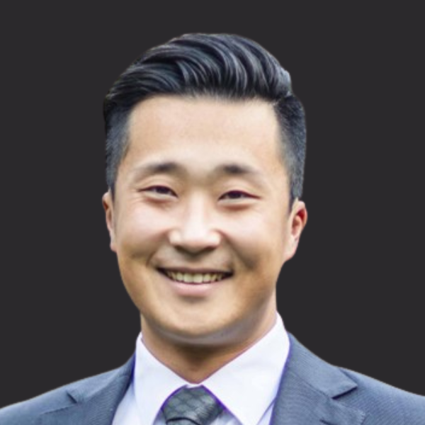 Headshot of Andrew Su