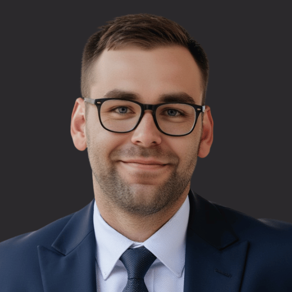 Headshot of Ben Roberts