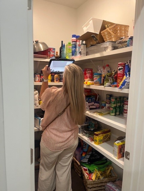 Scanning pantry