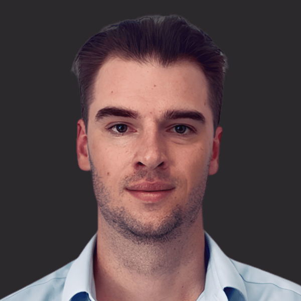 headshot of Henry Coghlan