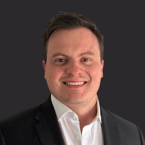 Headshot of Stephen Smyth